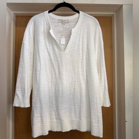 Loft Women’s White Lightweight V-Neck Knit Top - 100% Cotton. Size: Petite Large - Picture 1 of 4